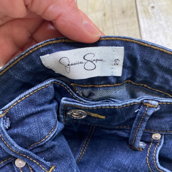 Jessica Simpson Arrow Straight Jeans - Picture 2 of 6